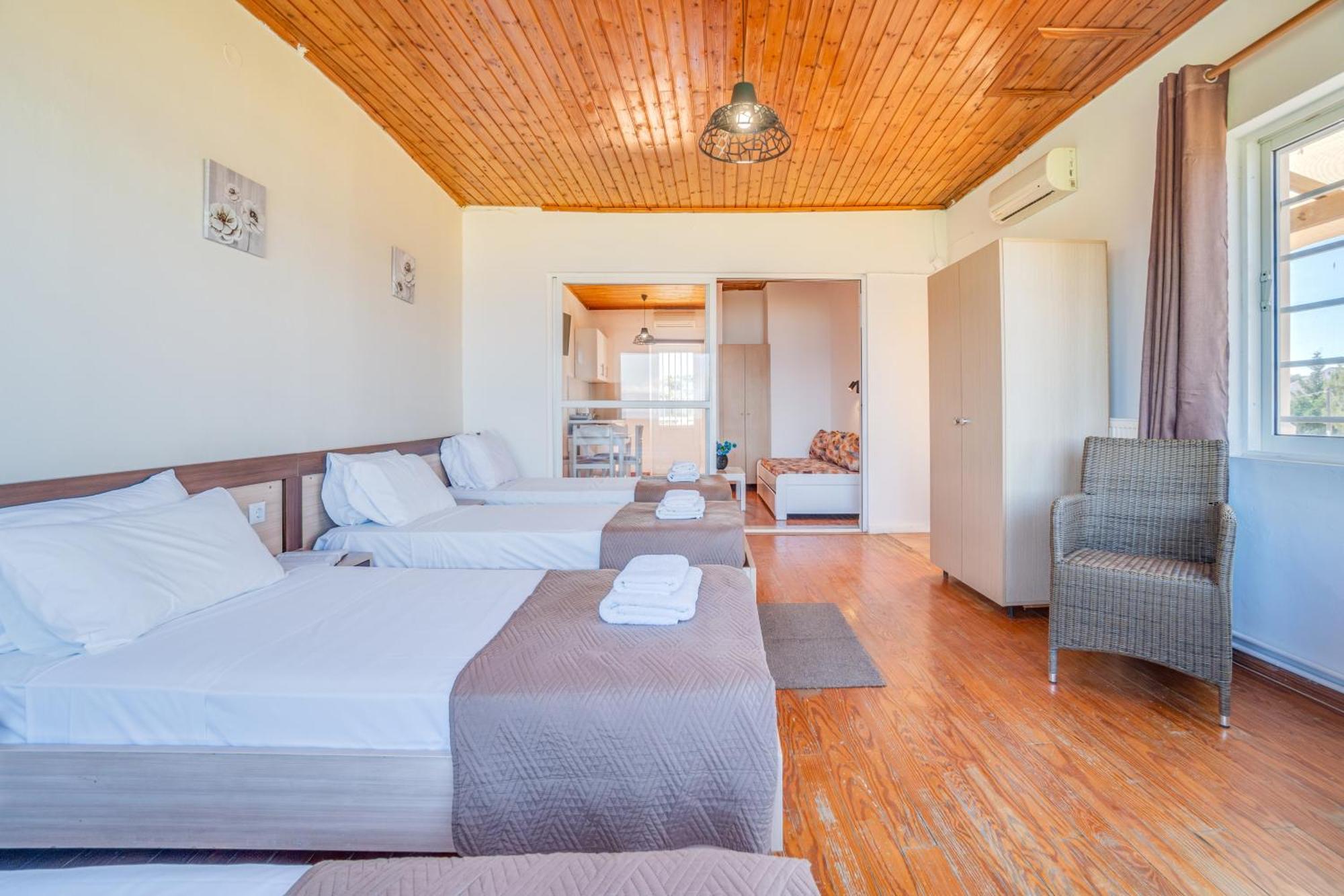 Sandy Beach Houses - Sea View กาวอส ห้อง รูปภาพ