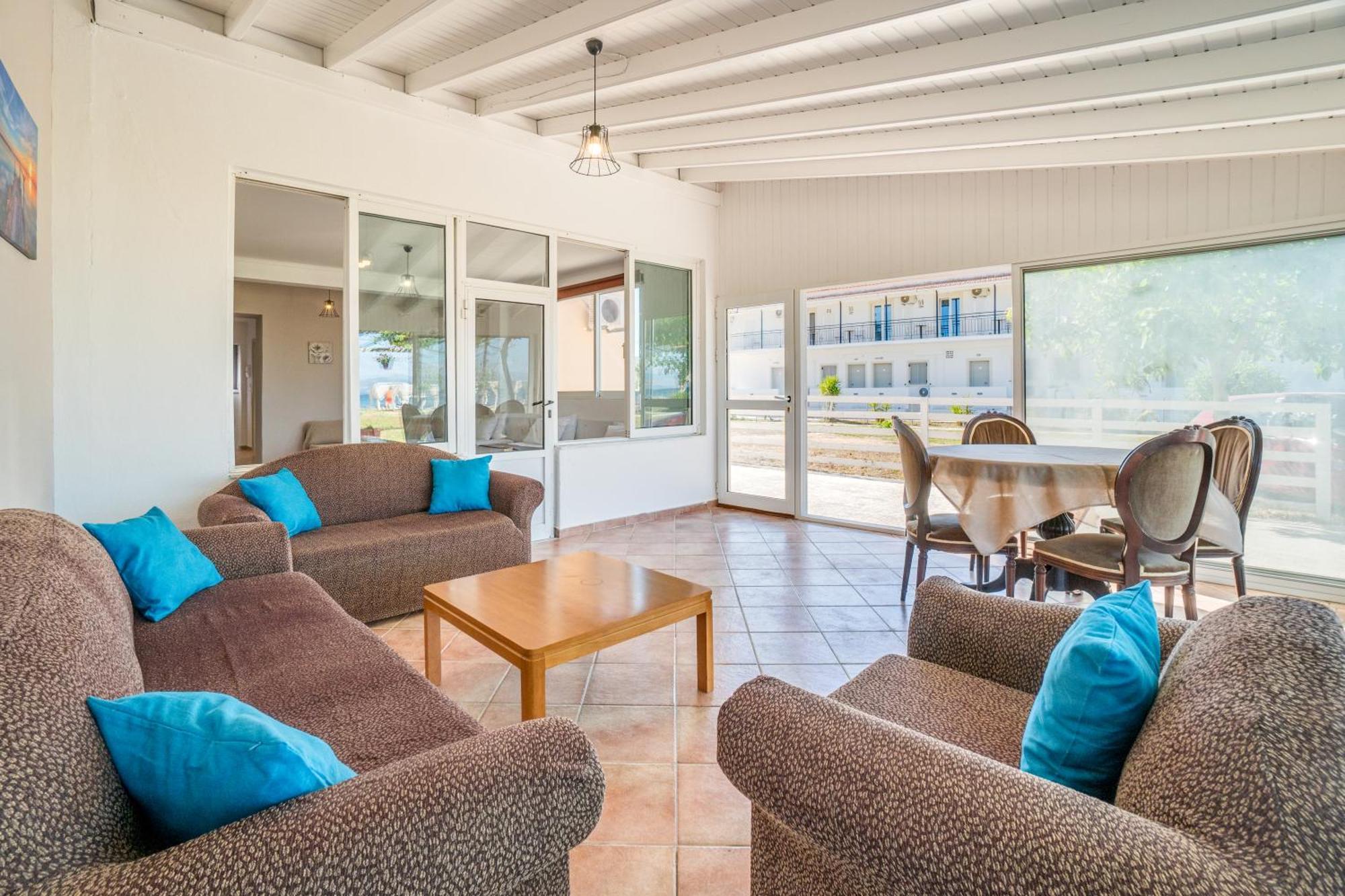 Sandy Beach Houses - Sea View กาวอส ภายนอก รูปภาพ